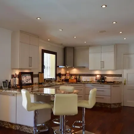 Vila Stylish 3 Bedroom *