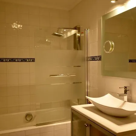 Stylish 3 Bedroom